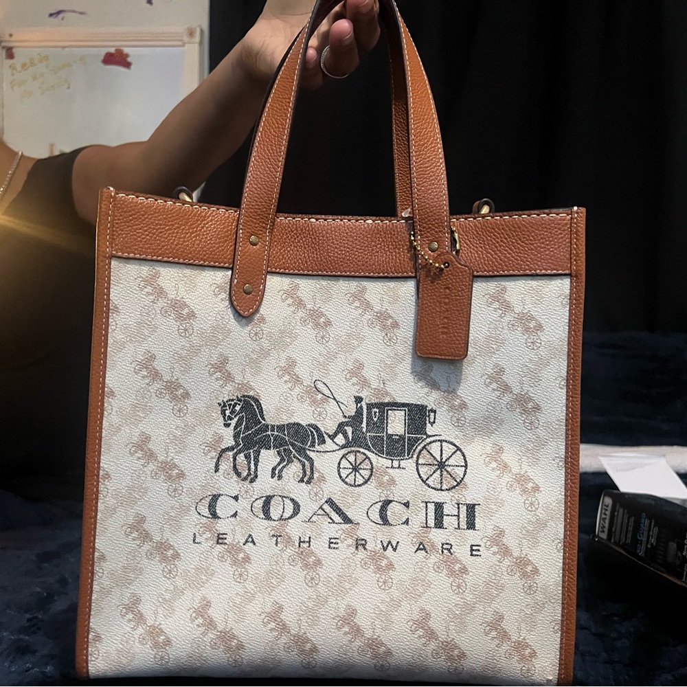 Coach tote